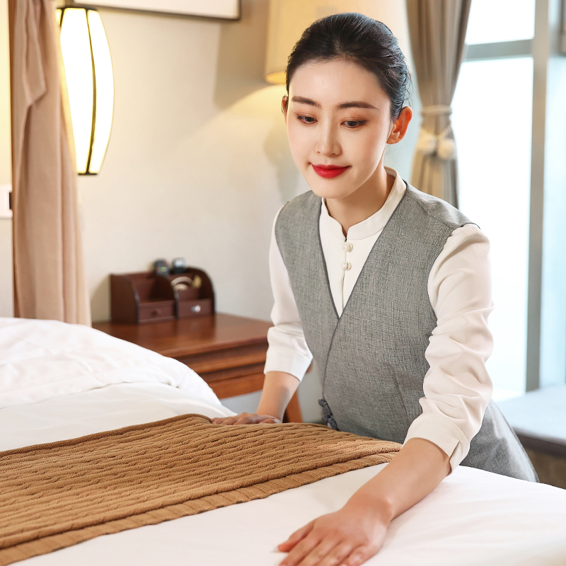 HT032-809-20 – Women's Autumn/Winter Cleaning Uniform