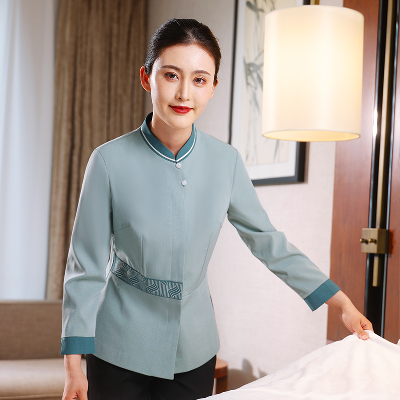 HT032-1070 – Women's Autumn/Winter Cleaning Uniform