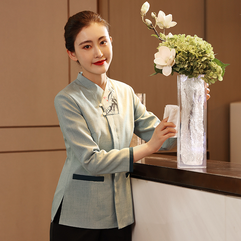 HT032-1261-14女秋冬保洁服